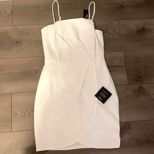 BRAND NEW with tags!!! White LuLu’s dress perfect for graduation!    Size: small